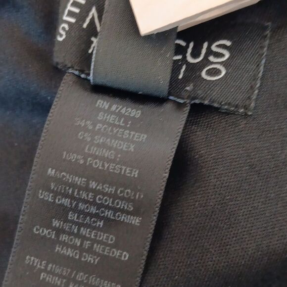 Enfocus Studio Bold Graphic Knit Dress - Picture 8 of 10